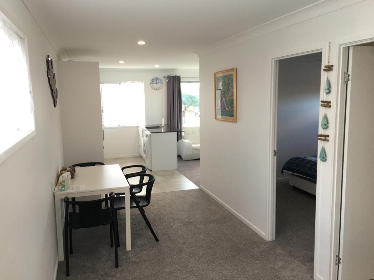 2Bd Family Or Couple Guesthouse Upstairs Near Turf Club, Hota In Bundall Gold Coast Exterior foto