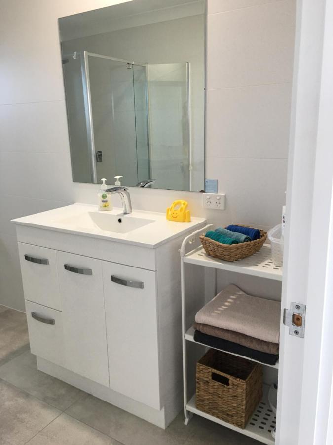 2Bd Family Or Couple Guesthouse Upstairs Near Turf Club, Hota In Bundall Gold Coast Exterior foto